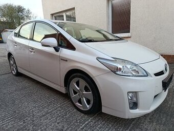 Toyota Prius 1.8 VVTi Hybrid 73 Kw (+ 60 kw (elektromotor)