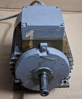 Elektromotor MEZ Mohelnice 0,75 kW-380/220-V 2840 ot.