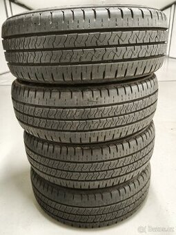 Jako nové 215/60R17C Kumho Portran KS53. DOT 5023, vz 9.5mm.