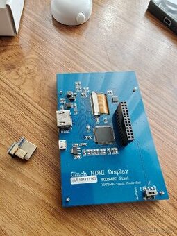 Display pro raspberry