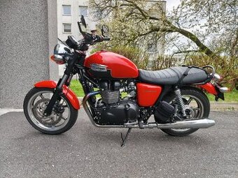 prodám motorku Triumph Bonneville