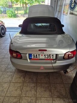 MAZDA MX5 1,8