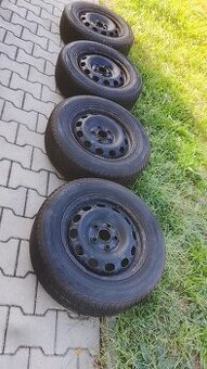 Prodám zimný kola 195/65 R15 et55
