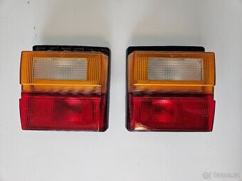 Pár zadných svetiel Audi 100 C3 Nové