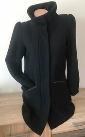 Dámský černý kabátek vel.36 zn.H&M 80% vlna - 1