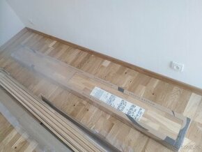 Dřevěná podlaha 9.5m2