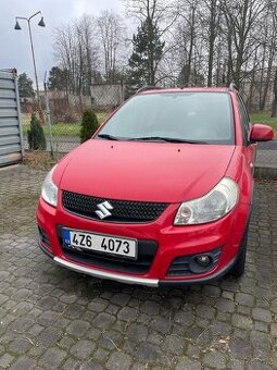 SUZUKI SX4 1.6 benzín 4x4 2012