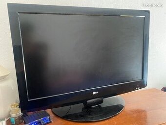 LG 32LD320 82cm