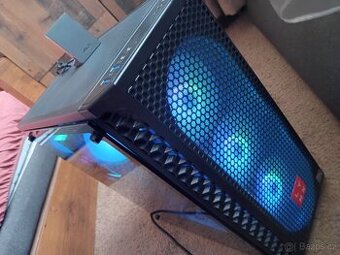 PC s rtx 4060 8 GB 32 GB ram