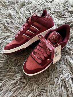 Trendy Adidas 44