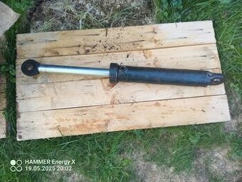 Pístnice na posílení hydrauliky ramen 7745