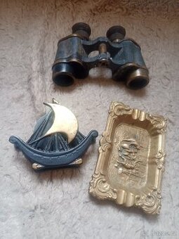 Prodám retro popelník, dalekohled, stojánek na ubrousky