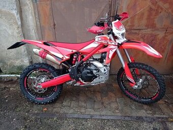 Beta Xtrainer 300 2T MY 2018