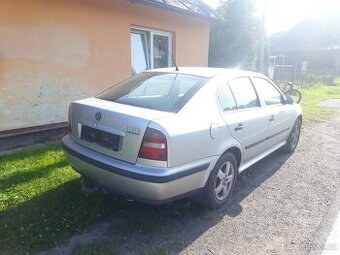 Octavia 1,6,bez koroze