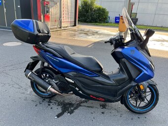 Fonda Forza 125 rok 2023 se zárukou