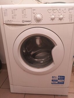 Pračka Indesit