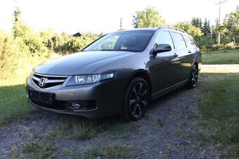 Honda Accord 2,2i-CTDi Sport Tourer, 2 x Majitel, Serviska