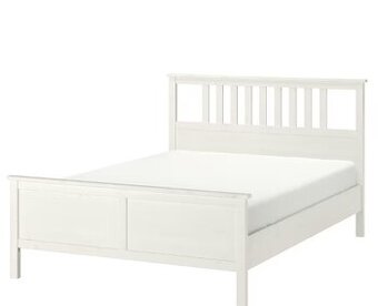 Postele Hemnes - nové, matrace PARIS Nové