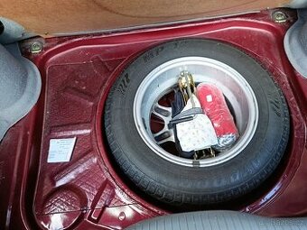 Škoda Felicia GLXI červená metalíza