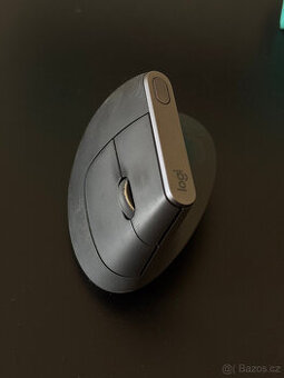 Vertikální myš Logitech MX vertical