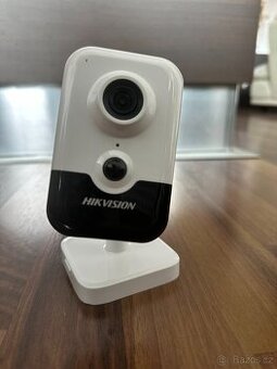 Vnitřní kamera HIKVISION