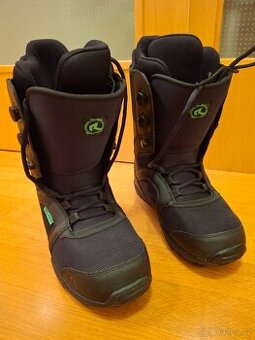 Boty na snowboard - velikost 40 (44)