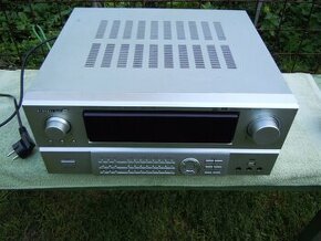 HYUNDAI  AMP  -  510 USB