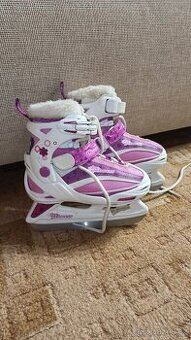 Rostoucí dívčí lední brusle - vel. 29 až 32