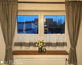 Závěsy a záclonky