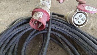 Prodlužovací kabel na 380v