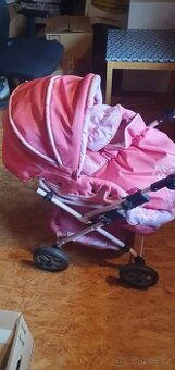 Dětský kočárek pro panenky