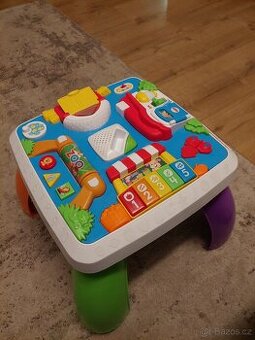 Pejskův hrací stoleček Fisher Price