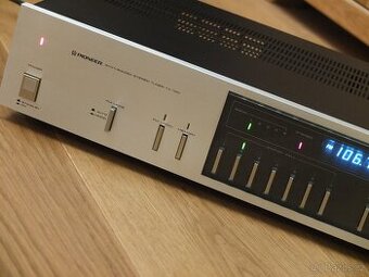 PIONEER TX-720 (1981-82)--PIONEER TX-410L FM