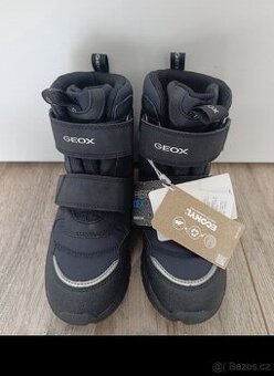 Kvalitní zimní boty Geox vel. 32