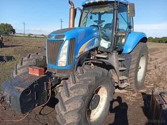 New Holland T8040