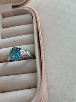 Novy stříbrný prsten prirodni topaz