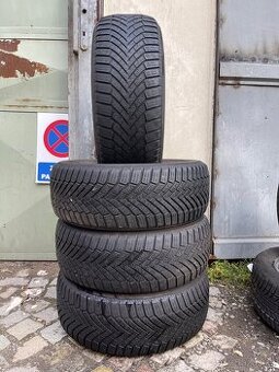 Zimní pneu 205/55/16 Yokohama dot 23