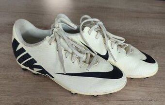 Dětské kopačky NIKE, vel. 34