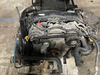 Převodovka a Motor z automobilu Subaru Outback (BR) 2010
