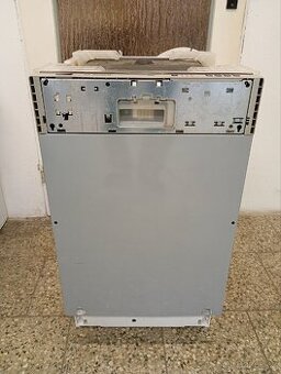 Myčka nádobí Bosch integrovaná 45