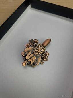 Bronzový absolventský odznak Vojenské akademie Vyškov