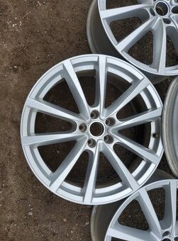 sada originálních alu kol Volkswagen 5x112