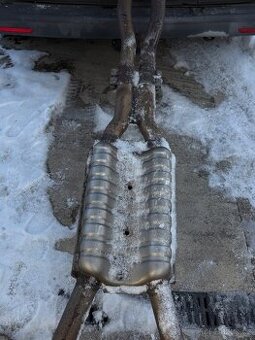 Výfuk AUDI A8 D3 4,2 FSI