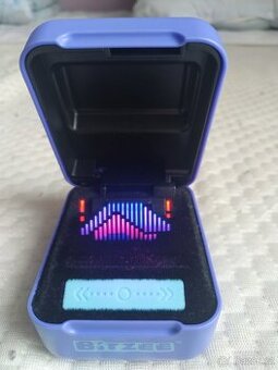 Bitzee interaktivní digitální hra