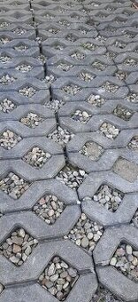 Betonová zatravňovací dlažba 60x40x8cm