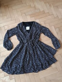 Šaty Mohito vel. 40