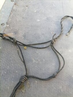 Provazová ohlávka cob