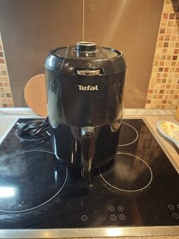 Horkovzdušná fritéza Tefal