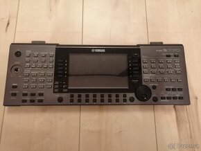 Yamaha psr s770