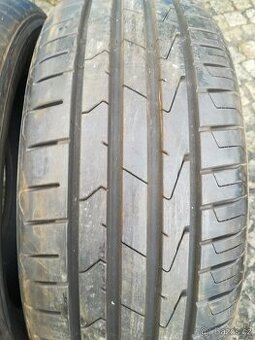 205/55/17 letni pneu CONTINENTAL a HANKOOK 205 55 17